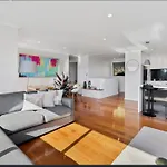 Nicolas Escape Panoramic Views Luxury And Space