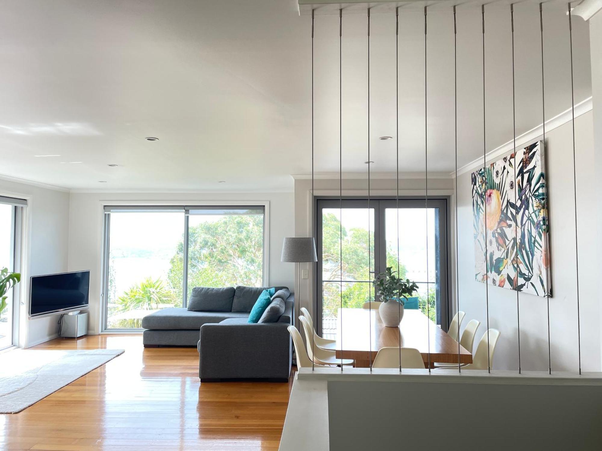 Nicolas Escape Panoramic Views Luxury And Space Hobart
